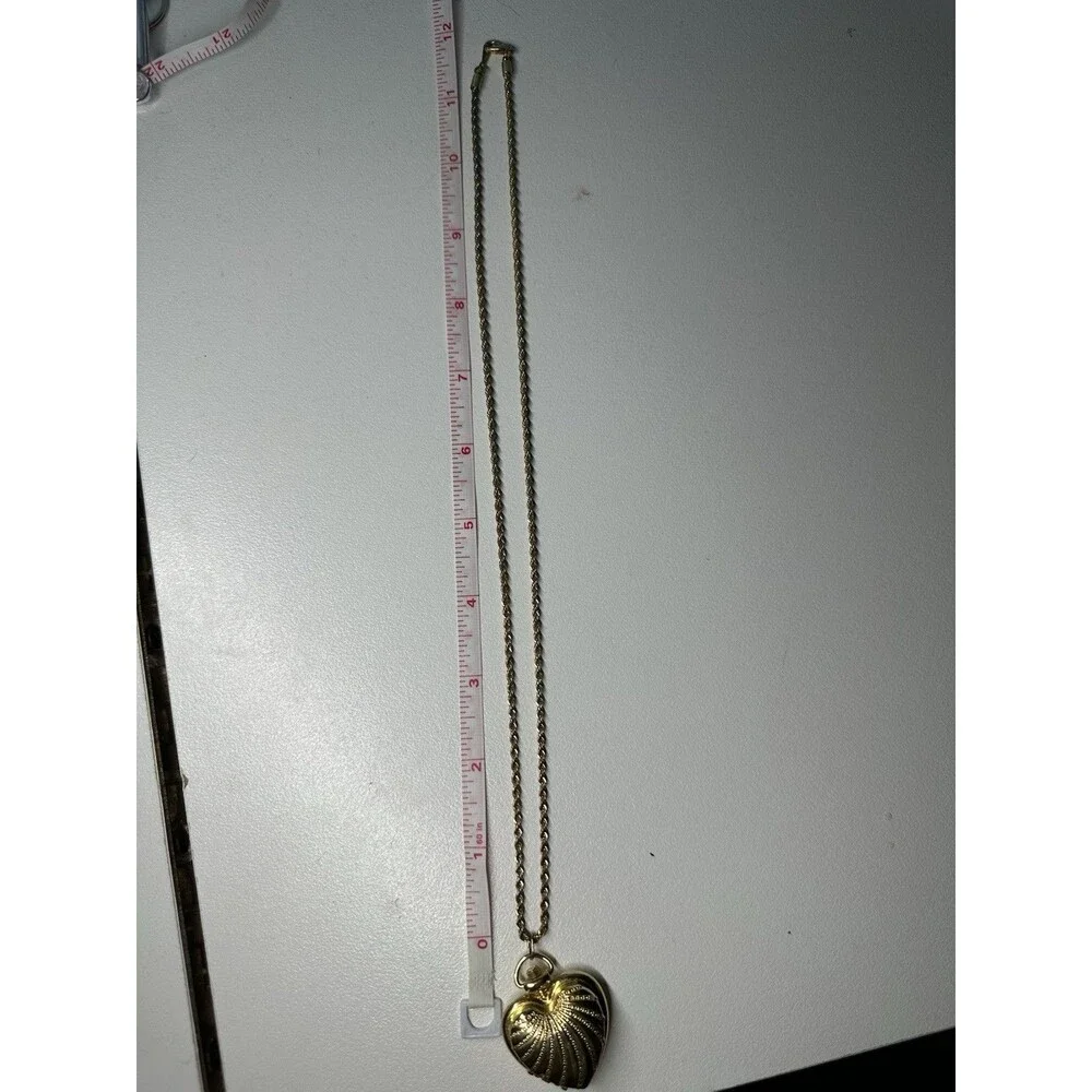Futura Women's Small Pocket Watch / Necklace Watch Gold Tone Quartz Heart Shape